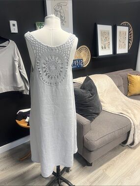 100% Linen Sleeveless Light Grey High-Low Dress with Crochet Back